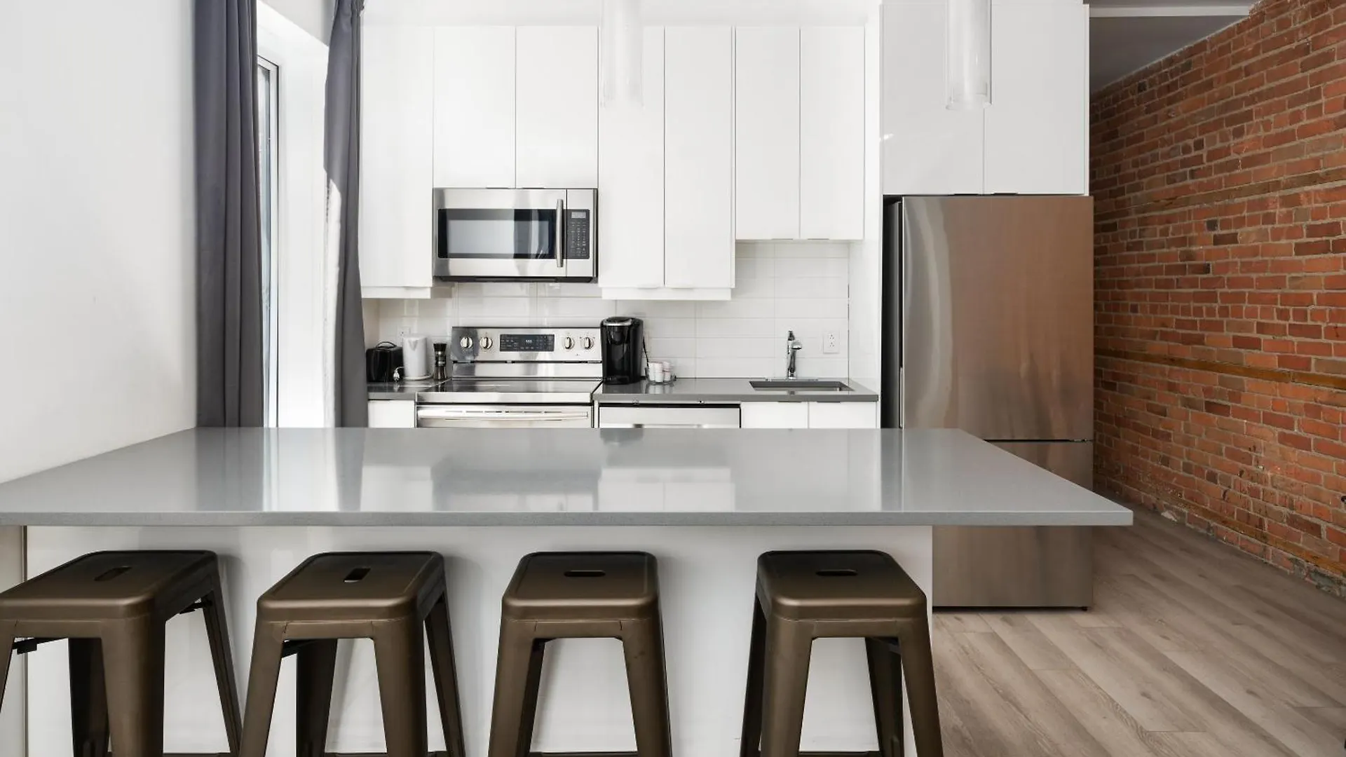 Apartment Parc Appartements-Lux Montreal