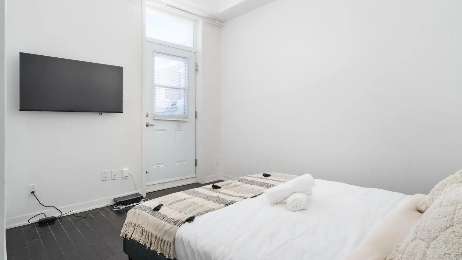 Apartment Parc Appartements-Lux Montreal